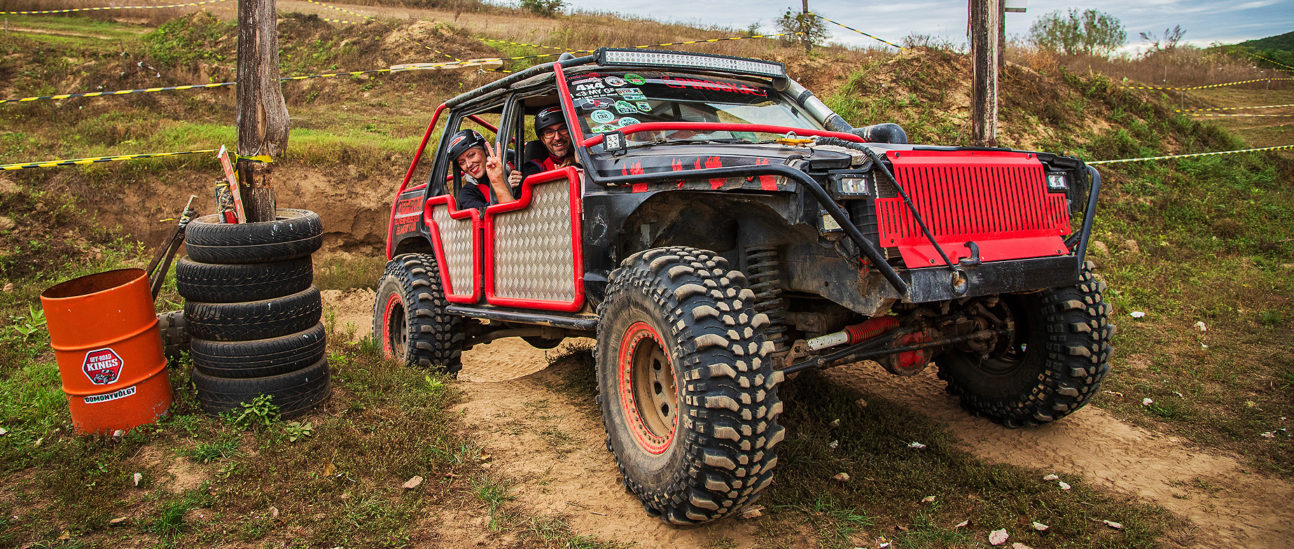 Only Drive Off-Road Élményvezetés + extrém kör instruktorral
