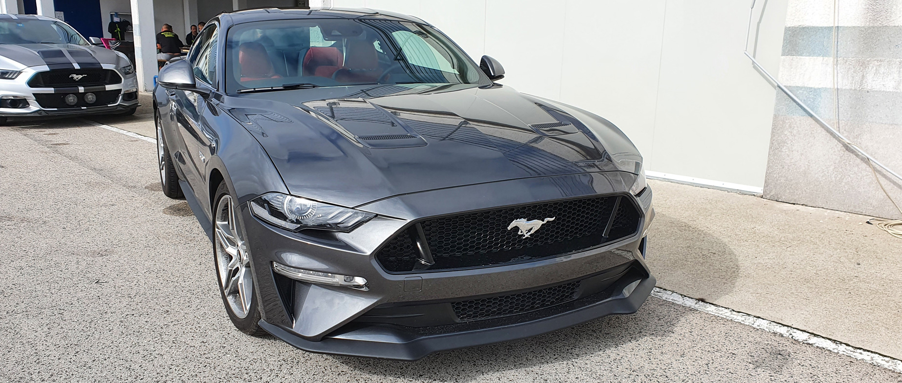 Ford Mustang GT 2021 élményautózás a Kakucsringen