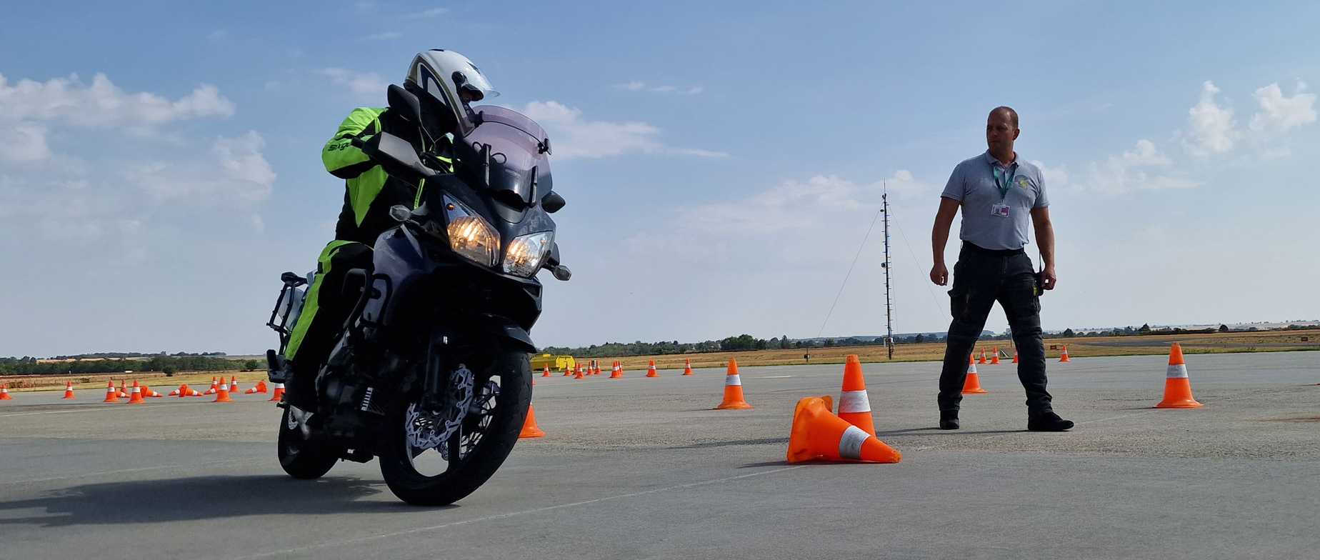 2 napos motoros vezetéstechnikai tréning és élménytúra