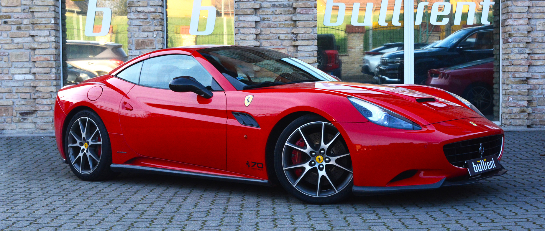 Ferrari California Közúti Élményvezetés