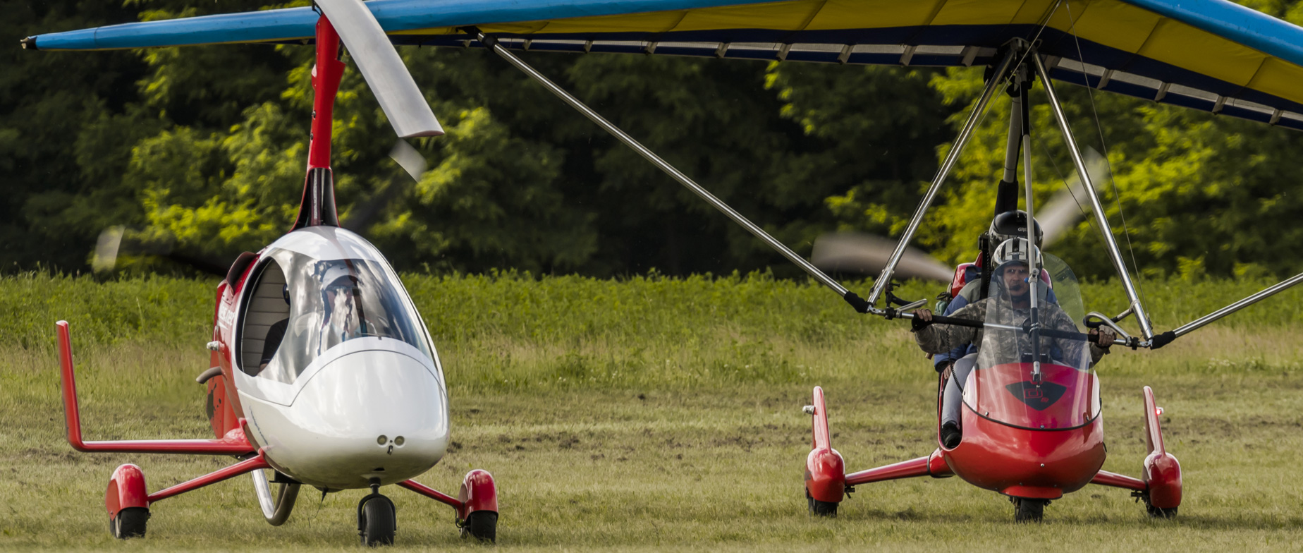 Páros Gyrocopter vagy motoros sárkány repülés kötelékben