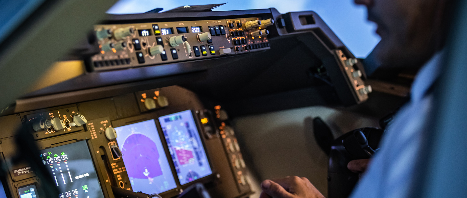 B747 szimulátor különleges repülési helyzetek